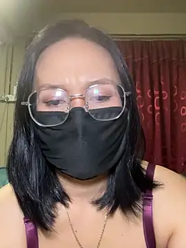 Snapshot of melyiaaa chatting on June 30, 2026, 3:34 pm melyiaaa online show from June 30, 2026, 3:34 pm