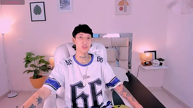 Luci Rose online show from September 24, 2025, 5:03 am