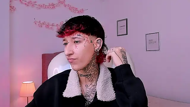 Luci Rose online show from March 10, 2026, 4:11 pm