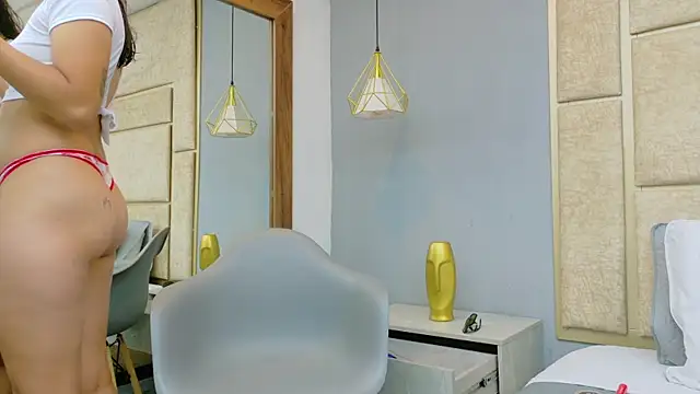 Snapshot of Ashley_HotGirl chatting on October 8, 2025, 1:56 pm Ashley HotGirl online show from October 8, 2025, 1:56 pm