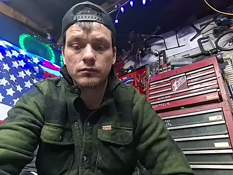 twistafatpipe online show from February 21, 2026, 10:45 pm