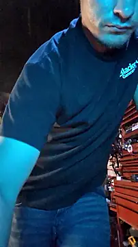 twistafatpipe online show from September 25, 2025, 4:07 am