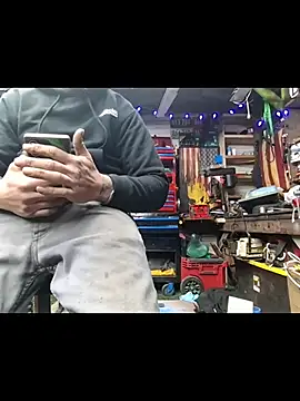 twistafatpipe online show from January 11, 2026, 1:07 pm