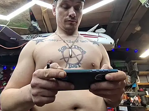 twistafatpipe online show from March 31, 2026, 3:30 am