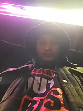 twistafatpipe online show from November 1, 2025, 7:52 pm