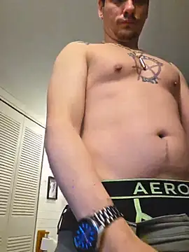 twistafatpipe online show from April 13, 2026, 2:32 pm