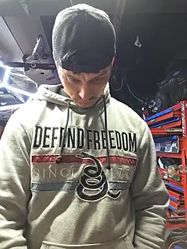 twistafatpipe online show from April 11, 2026, 9:02 am