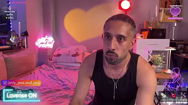 Snapshot of Secret_Lovers1 chatting on April 1, 2026, 6:27 pm Secret Lovers1 online show from April 1, 2026, 6:27 pm