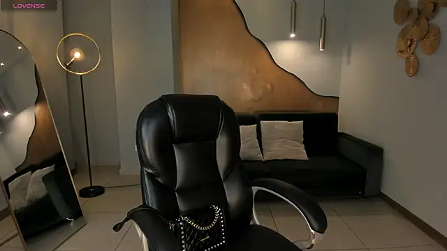 NataliaGaret online show from November 29, 2025, 2:01 am