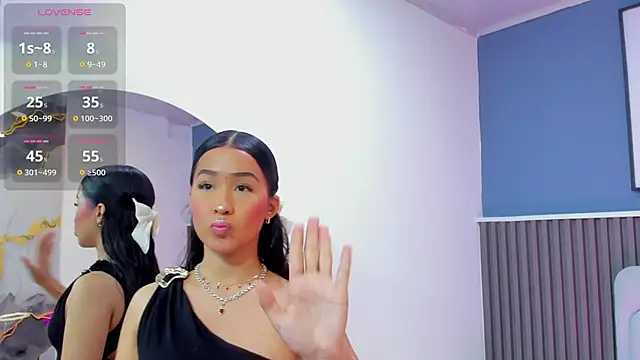 lily  star online show from November 6, 2025, 3:32 am