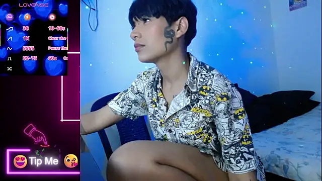 Papi Mami Live online show from November 22, 2025, 3:38 am