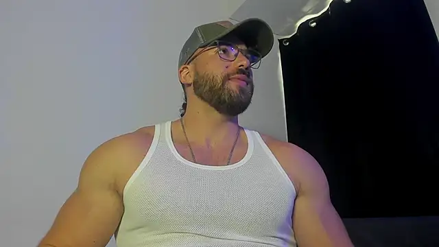 JoshuaLyon online show from October 9, 2025, 5:46 pm