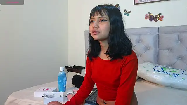 Snapshot of NubesNubladas chatting on September 12, 2025, 4:23 am NubesNubladas online show from September 12, 2025, 4:23 am