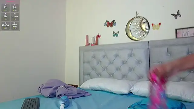 Snapshot of NubesNubladas chatting on November 27, 2025, 3:29 am NubesNubladas online show from November 27, 2025, 3:29 am