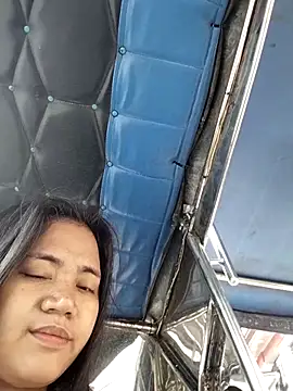 EATALLUCANPUSSYPINAY online show from April 11, 2026, 7:45 am