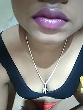 Couplesfuck12 online show from November 3, 2025, 5:56 am