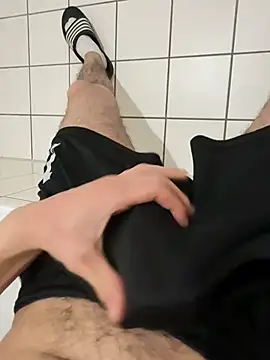 Dicksxd online show from February 5, 2026, 4:03 pm