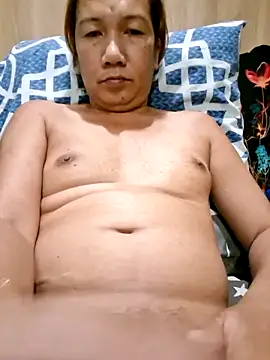 hotedhale online show from April 15, 2026, 12:32 pm