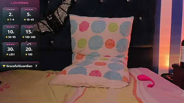 valeria rouse28 online show from November 1, 2025, 7:30 pm