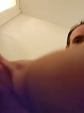 Mcnlrdam online show from October 18, 2025, 5:48 pm