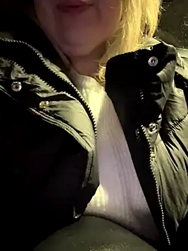 LizaTits online show from November 29, 2025, 3:01 pm