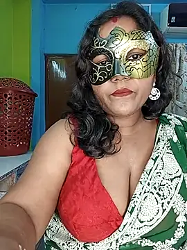 extreamhot1 online show from November 15, 2025, 7:18 pm