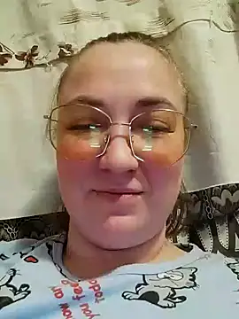 Kiss Eva online show from February 7, 2025, 7:49 pm