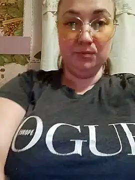 Kiss Eva online show from February 4, 2025, 4:29 pm