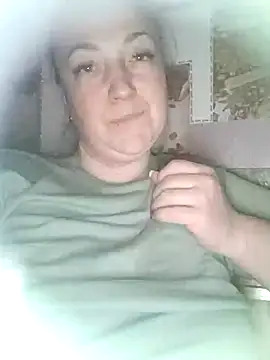 Snapshot of Kiss_Eva chatting on January 5, 2026, 5:27 pm Kiss Eva online show from January 5, 2026, 5:27 pm