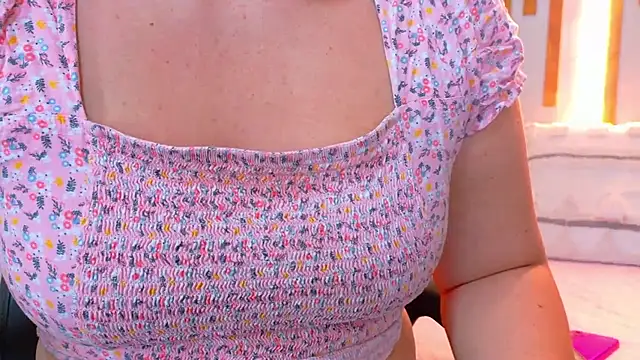 Snapshot of Angel_saez chatting on November 14, 2025, 11:03 am Angel saez online show from November 14, 2025, 11:03 am