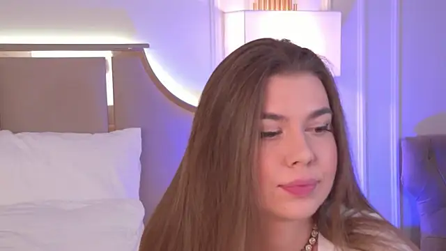 AshleyEvance online show from December 2, 2025, 4:14 am