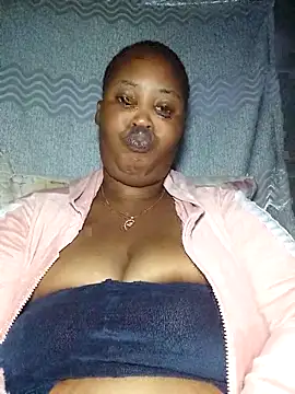 OCEANSQUITERXXX online show from October 26, 2025, 4:40 pm