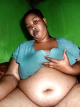 Snapshot of OCEANSQUITERXXX chatting on February 14, 2026, 1:55 pm OCEANSQUITERXXX online show from February 14, 2026, 1:55 pm