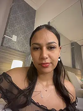 MiilaBlake online show from February 5, 2026, 7:32 pm