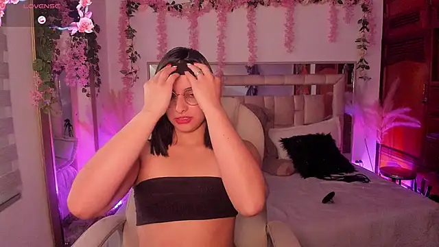 paulha miller online show from October 10, 2025, 12:06 pm