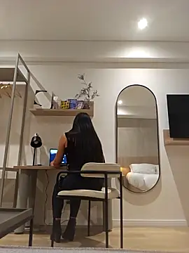 Ms milarose online show from September 23, 2025, 4:19 am