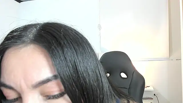 Ms milarose online show from September 25, 2025, 3:12 am