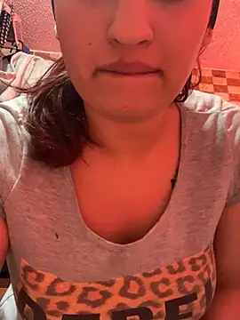 naomirouse  online show from September 14, 2025, 7:58 pm