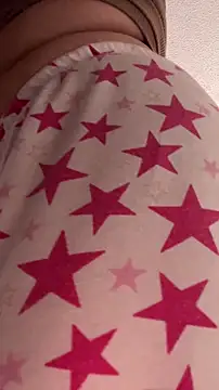 naomirouse  online show from October 27, 2025, 5:14 pm