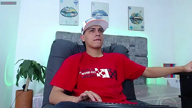 david santos16 online show from October 24, 2025, 12:20 am