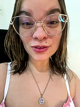 Snapshot of Pribaixinha chatting on September 13, 2025, 4:18 pm Pribaixinha online show from September 13, 2025, 4:18 pm