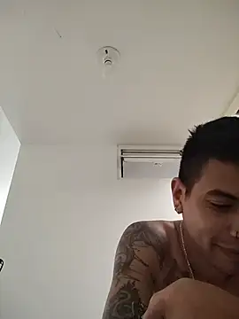 Juann-cock online show from March 27, 2026, 5:03 pm