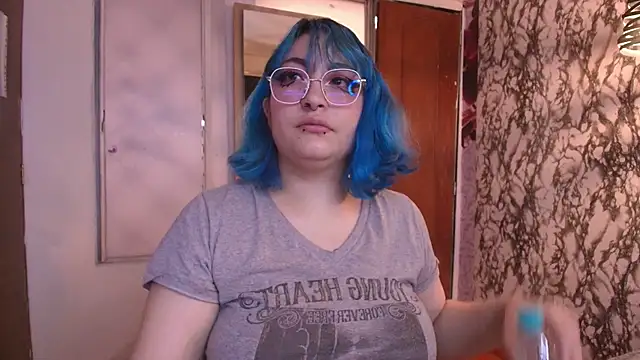 Lilith curvy online show from October 1, 2025, 7:40 pm