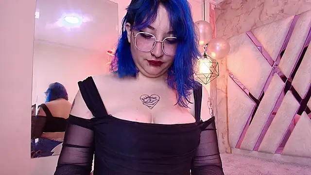 Lilith curvy online show from October 15, 2025, 8:06 pm