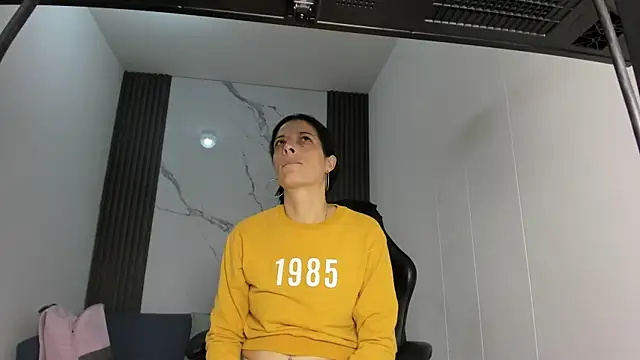 ShaunaDream online show from September 26, 2025, 2:51 am