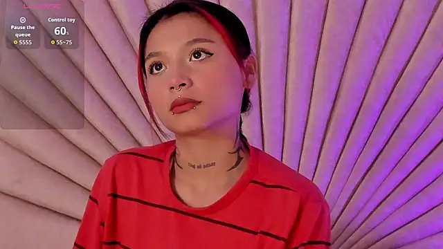 EmaDuff online show from October 6, 2025, 11:33 am