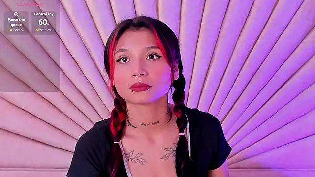 EmaDuff online show from October 4, 2025, 11:12 am