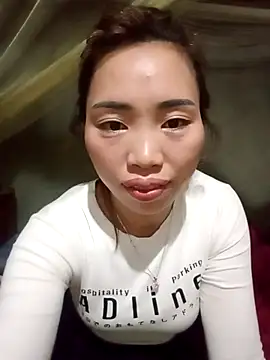 Snapshot of sulove_xx chatting on April 8, 2026, 11:39 pm sulove xx online show from April 8, 2026, 11:39 pm