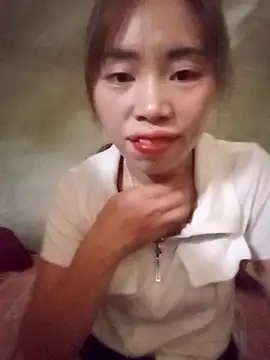 Snapshot of sulove_xx chatting on April 5, 2026, 2:29 am sulove xx online show from April 5, 2026, 2:29 am