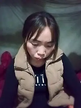 Snapshot of sulove_xx chatting on March 9, 2026, 2:20 pm sulove xx online show from March 9, 2026, 2:20 pm